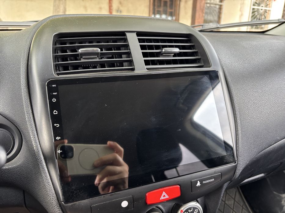 Mitsubishi ASX навигация и конзола