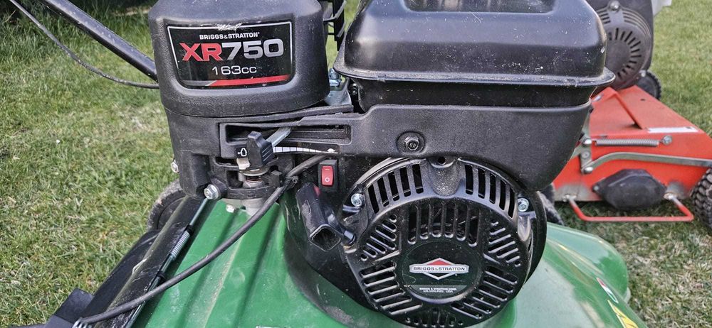 Scarificatoraerator Agria Honda Kawasaki Brigs Stratton