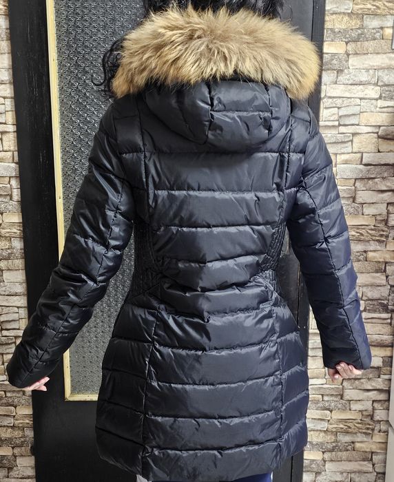 Дамско елегантно яке с естествен пух