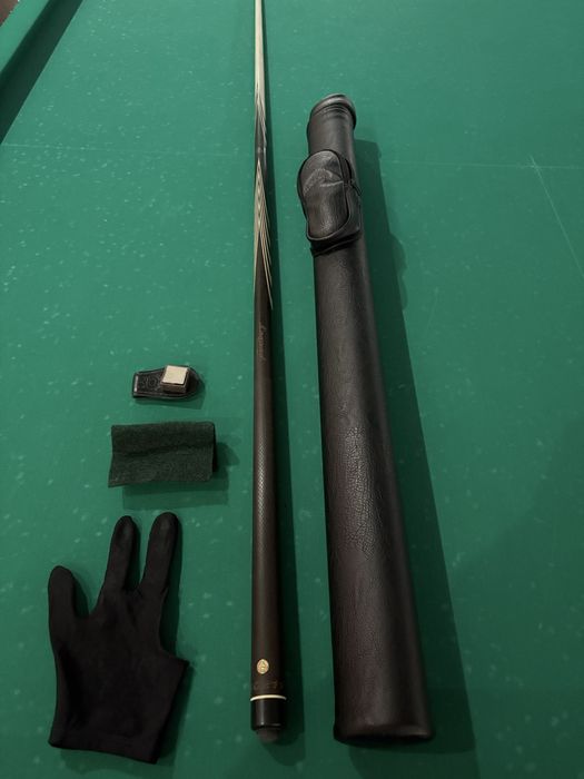 Продам профессиональный бильярдный кий + комплект аксессуаров