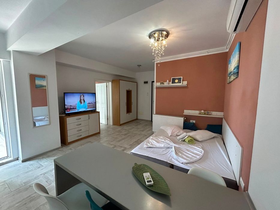 Cazare regim hotelier 2 camere Summerland - 50m de plaja