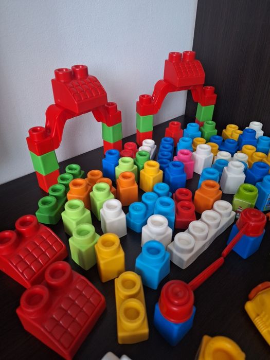 Set Clementoni cuburi moi 80 piese.