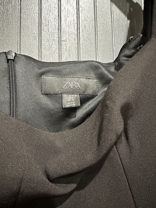 Официална рокля на Zara