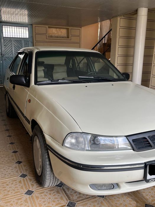 Nexia1 2003 srochno sotiladi