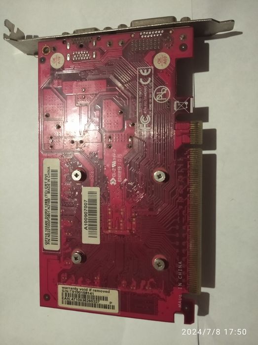 Продам видеокарту gf210