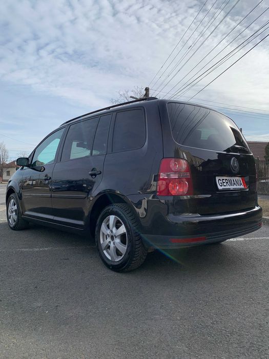 VW Touran de Familie cu 7 Locuri 2009 United Dotat Impecabil 1.9 TDI