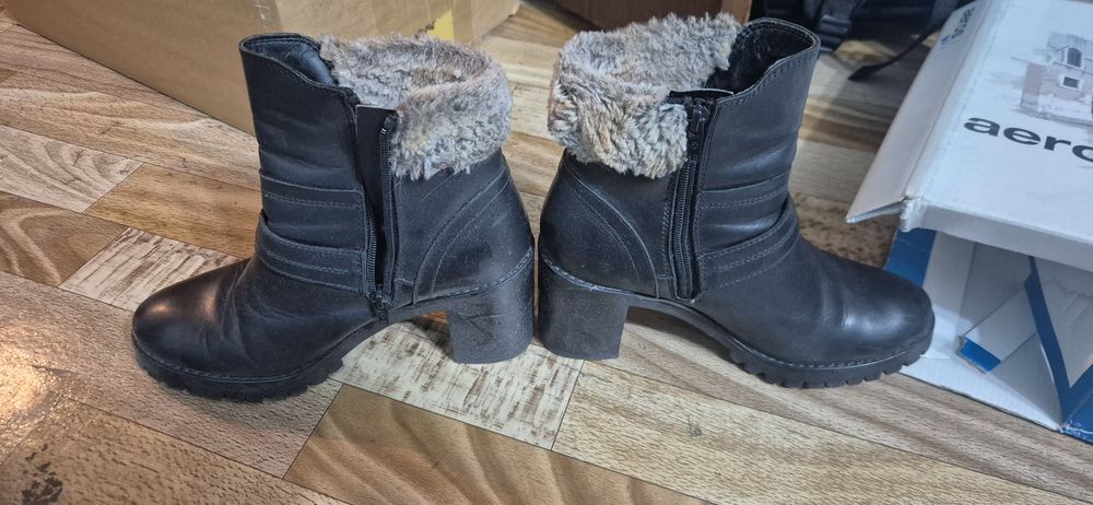 Демисезонная ботинка