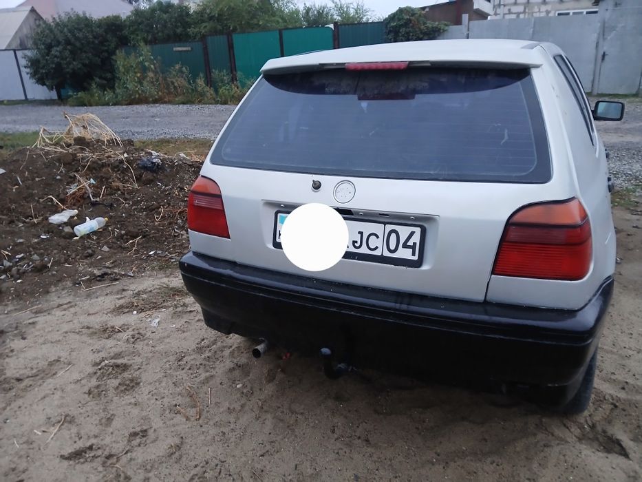 Продам на ходу Гольф-3