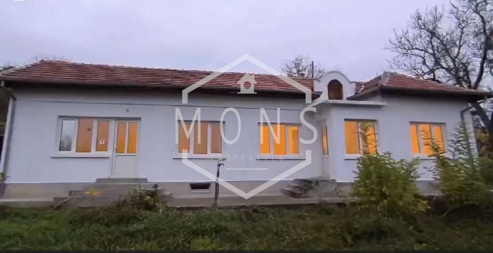 Къща в Велико Търново, област-с.Стефан Стамболово площ 87 цена 55900