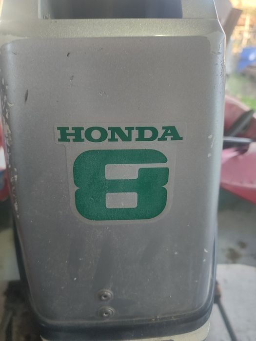 Извънбордов двигател Хонда 8кс четиритактов