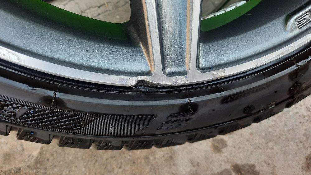 Продавам Единична джанта за Мерцедес W205  AMG