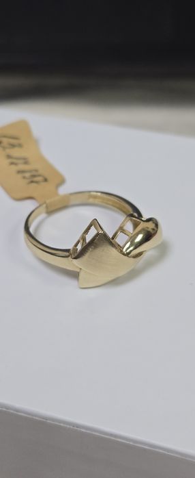 Кольцо золотое за грамм 44000