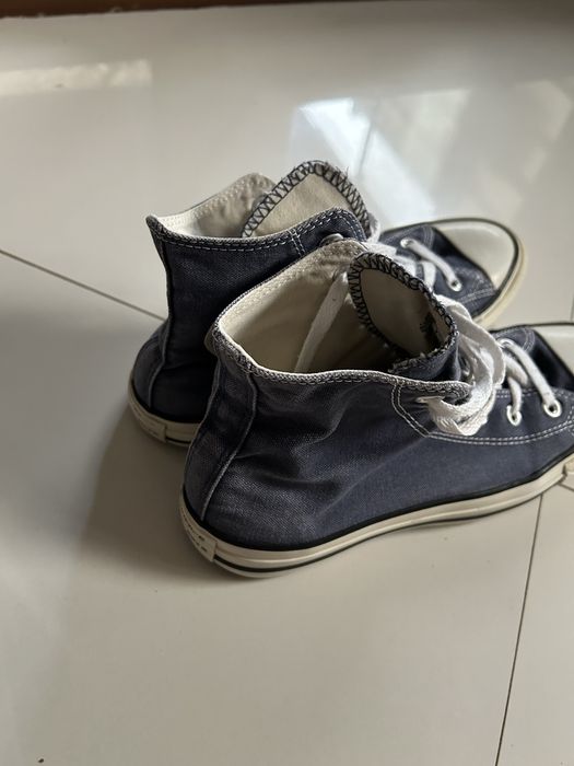 Vand converse albastri marimea 39