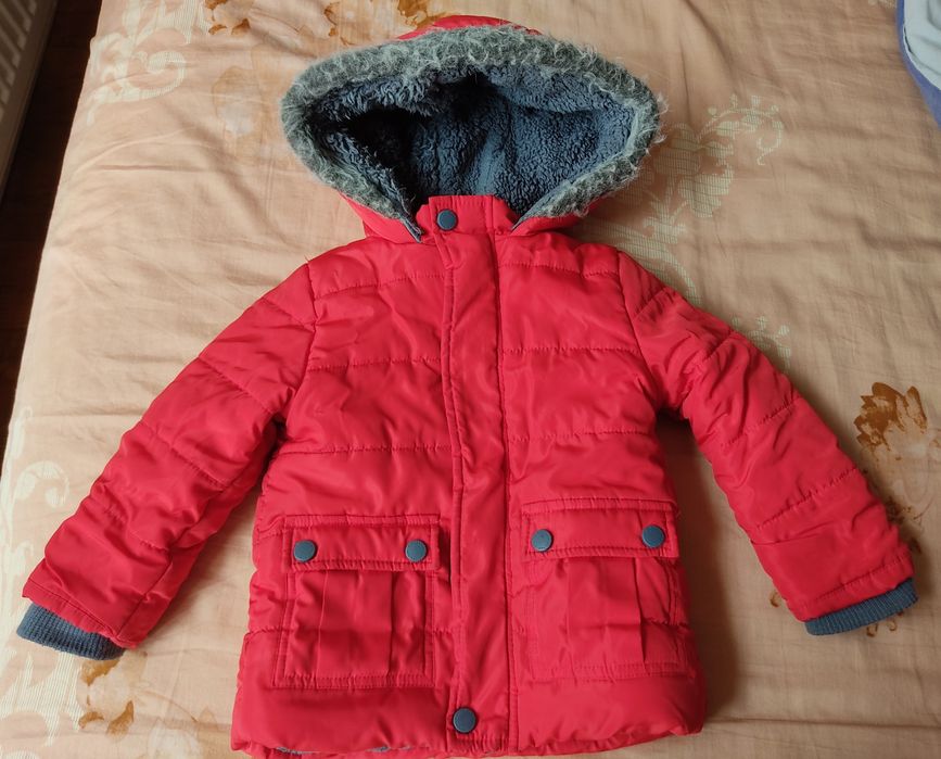 РАЗПРОДАЖБА на пролетно-есенни и зимни якета