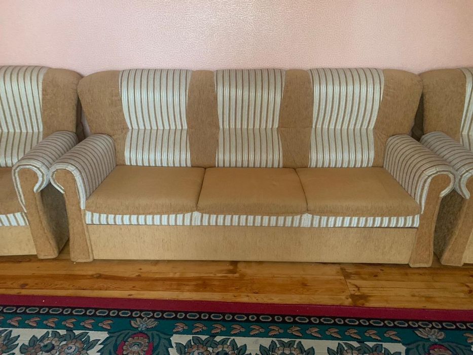 Продам диван б/у