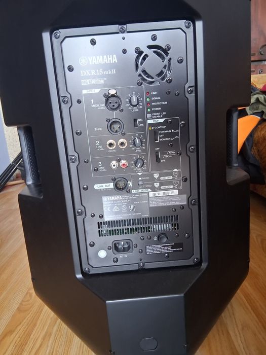 Активни тонколони Yamaha dxr15