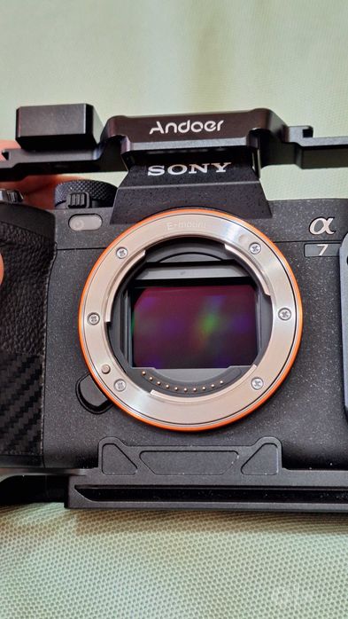 Sony A7 IV только боди  + Клетка+зарядка
