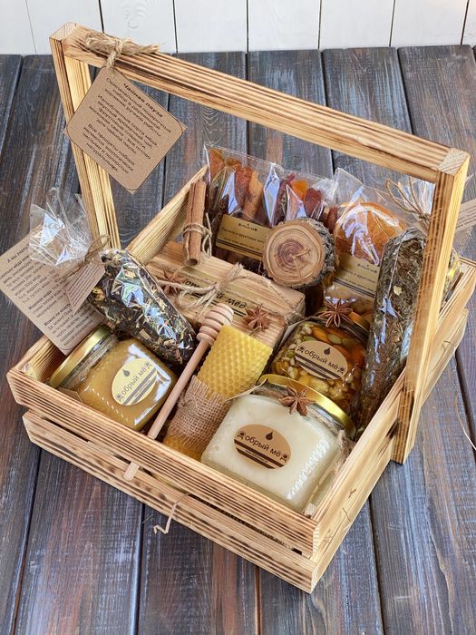 Медовые подарочные корзины для любого праздника