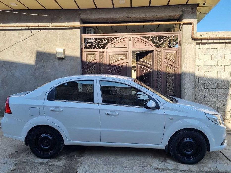 NEXIA 3 - 2018 / 135 000 probeg