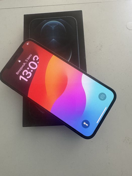 Iphone 12 pro в отлично състояние
