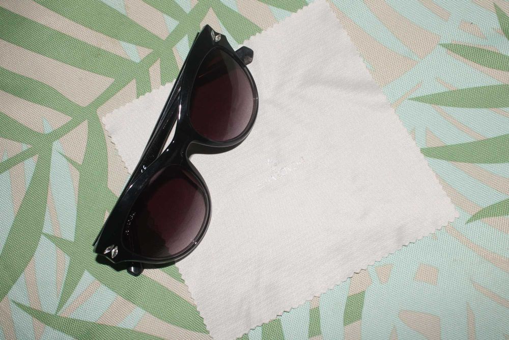 Оригинални дамски слънчеви очила SWAROVSKI, пълен комплект