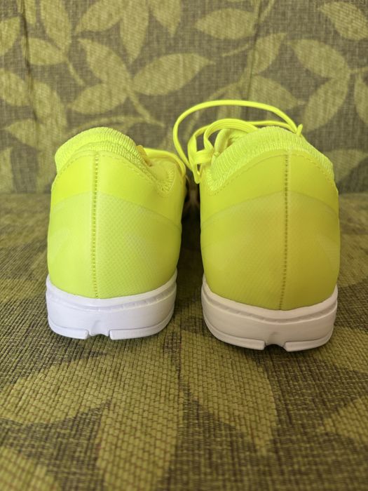 Футболни обувки за зала Adidas X Crazyfast League