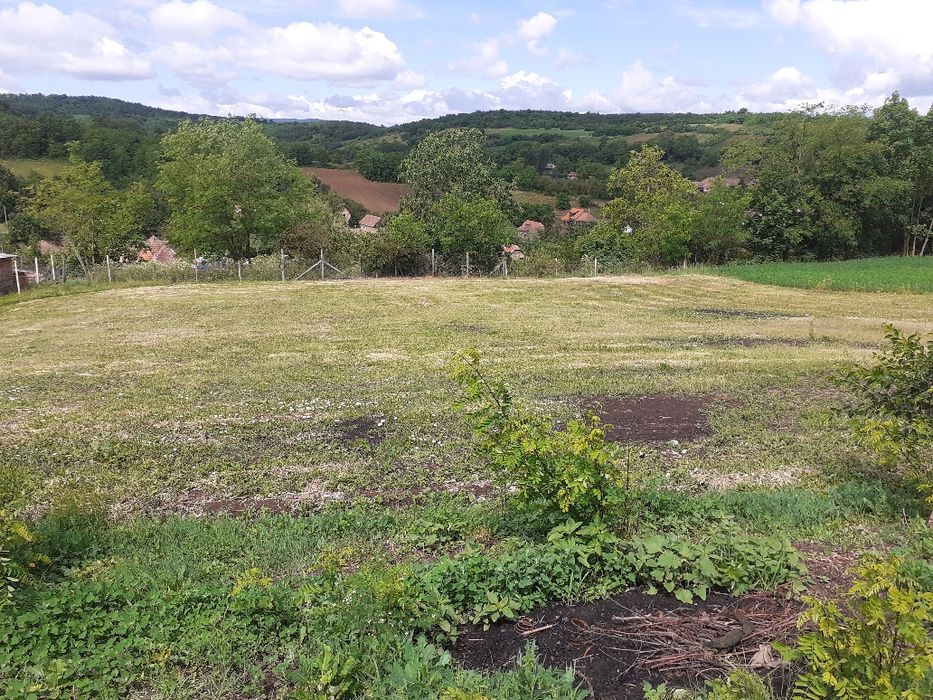 Vând teren intravilan - Bădeni, jud. Cluj