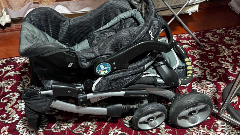 Детская коляска в отличном состоянии