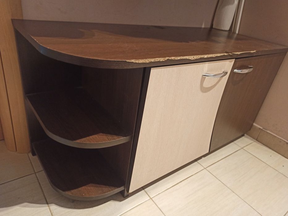 Шкафче за обувки