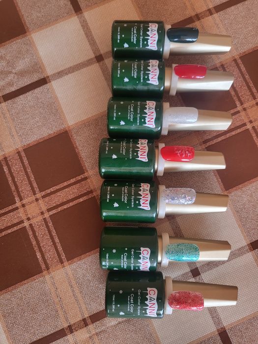 Гел лакови чисто нови 1бр