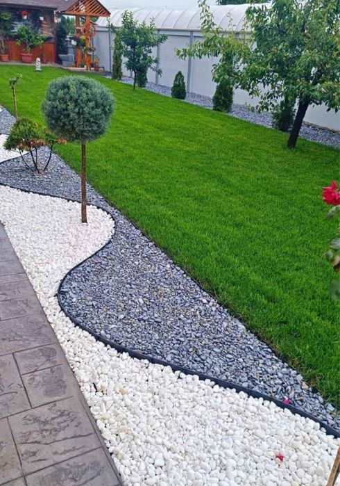 Amenajare gradina gazon rulou si plante ornamentale