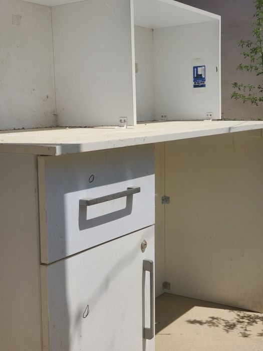 Продажа стола касса ресепшн для магазина