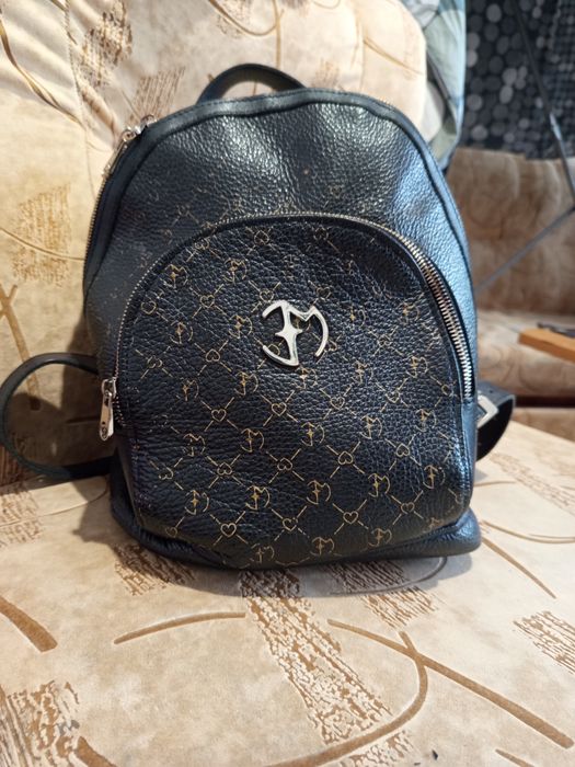 Раница естествена кожа