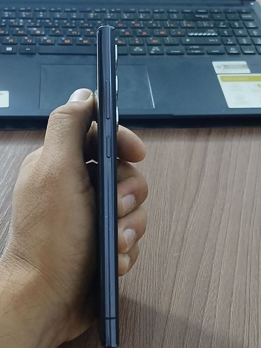 Samsung S 22 ultra sotiladi