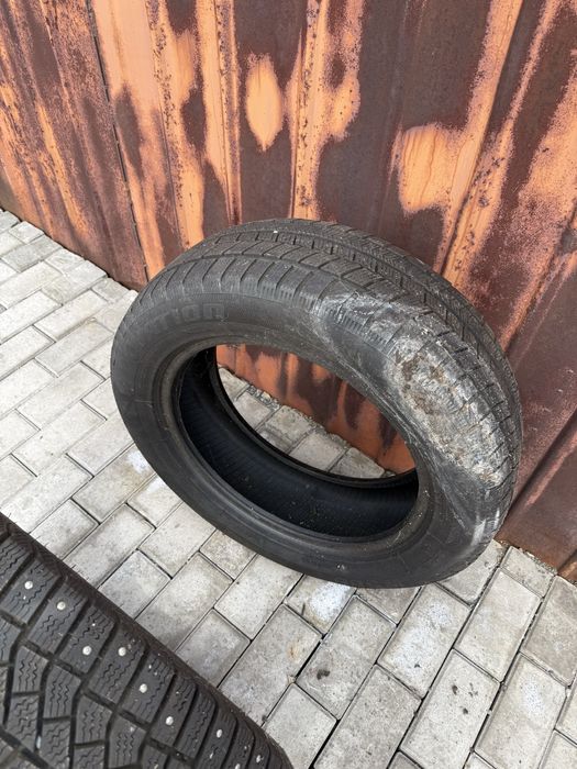 Продам шину липучка 215/60/17