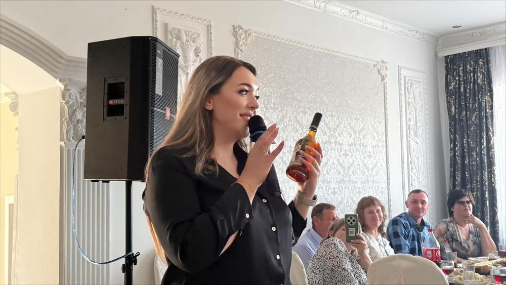 Ведущая мероприятий