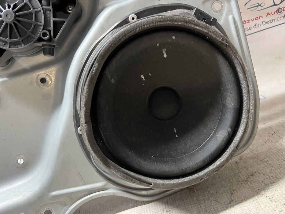 macara geam stanga fata  ford focus 2 2010