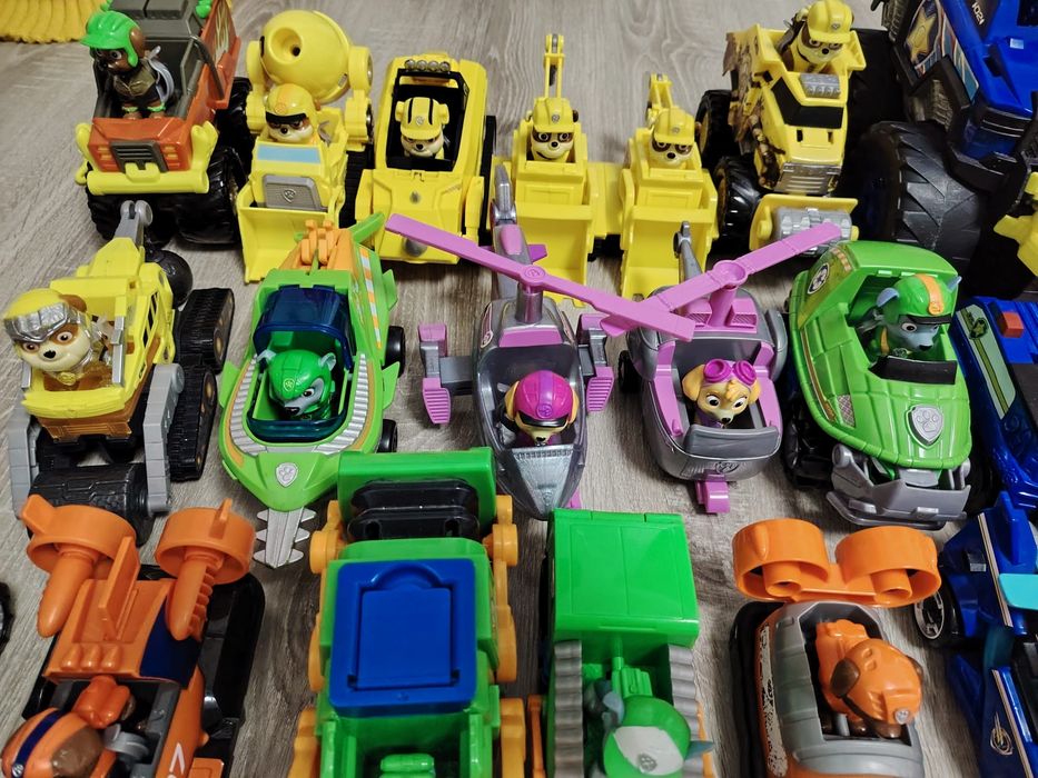 Vând lot paw patrol
