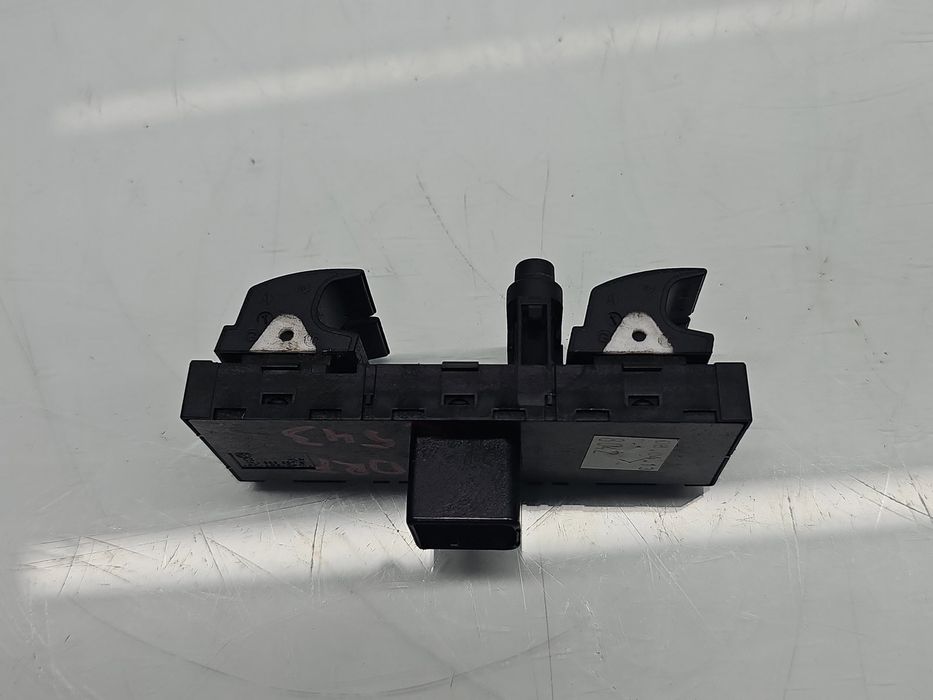 Butoane comanda geamuri sofer Volkswagen Passat B7 (365) [Fabr 2010-20