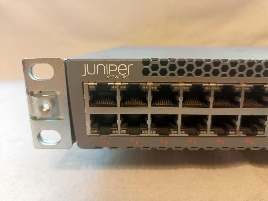 Коммутатор Juniper EX3400-48P, 48xGE, 4x10GE SFP+, 2x40GE QSFP+, PoE+