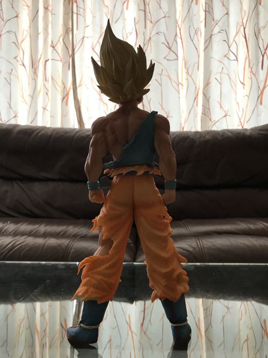 Goku ssj1 фигурка