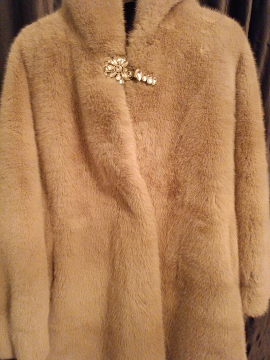 Эко шуба новая ,