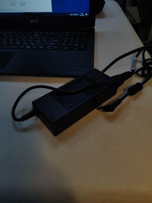 Продам ноутбук Acer Core i3 7020U