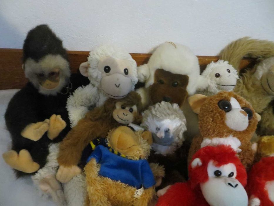 Плюшени маймунки