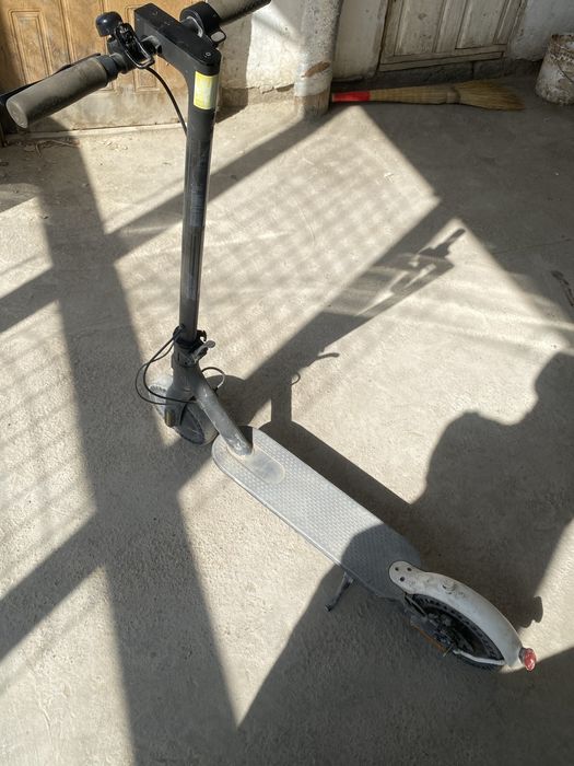 Электронный самокат Xiaomi