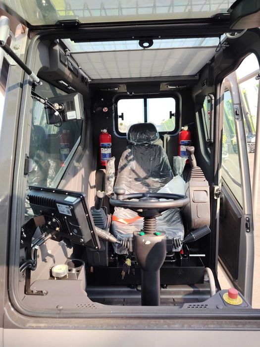 Macara mobila pentru teren accidentat Zoomlion ZRT600
