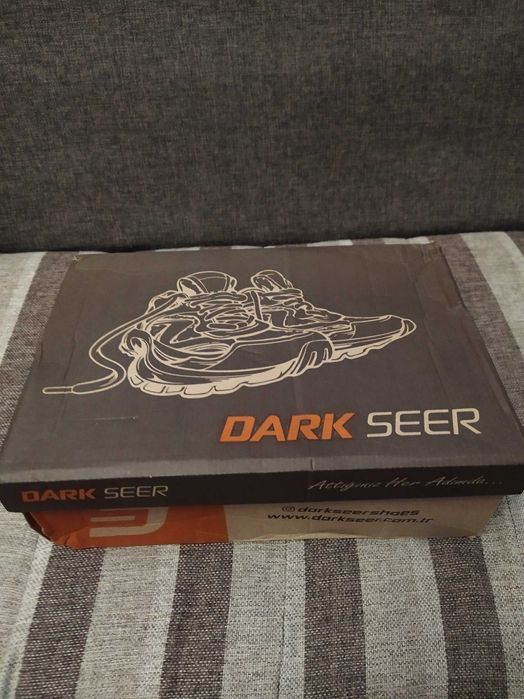 Мужские кроссовки