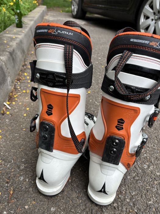 Vand clapari ski Atomic