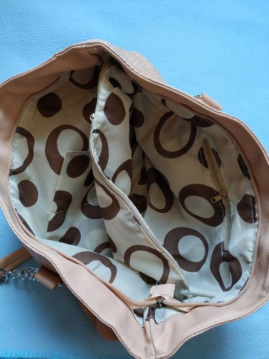 Дамска чанта от еко кожа