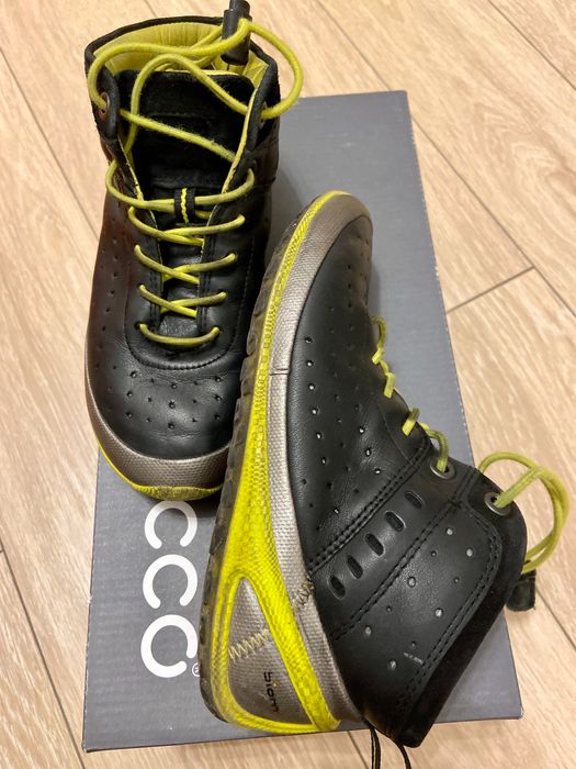 Ботинки детские Ecco 30 размер 2 шт